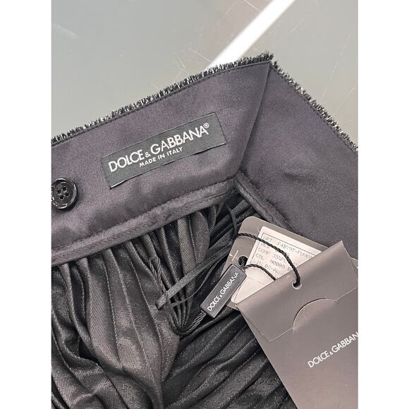 NWT Dolce & Gabbana Black Pleated Midi Skirt in Flowing Lamé Velvet  IT 38 US XS - Picture 12 of 13